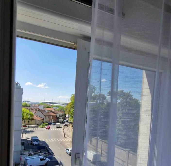 Residence Du Grand Stade Saint-Denis  Bagian luar foto
