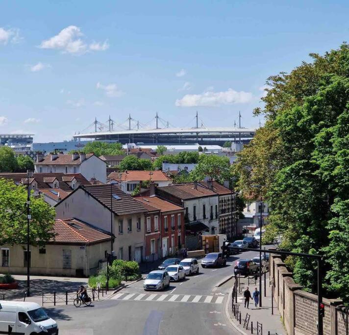 Residence Du Grand Stade Saint-Denis  Bagian luar foto